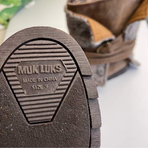 ✨NEW Muk Luks | 3 in 1 Taupe Nikki Belt Wrapped Mid Calf Water Resistant Boots - Picture 13 of 16